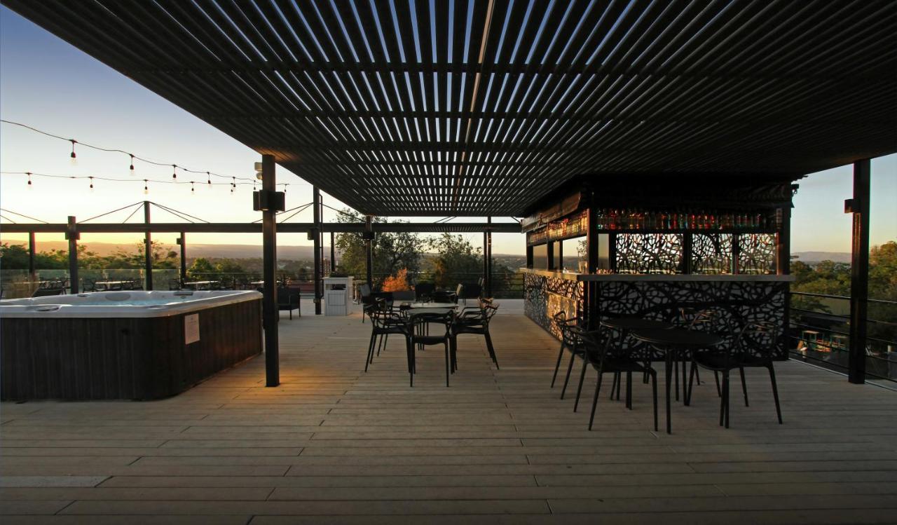 Pinares Panorama Suites, Spa & Convention Center Вила Карлос Пас Екстериор снимка