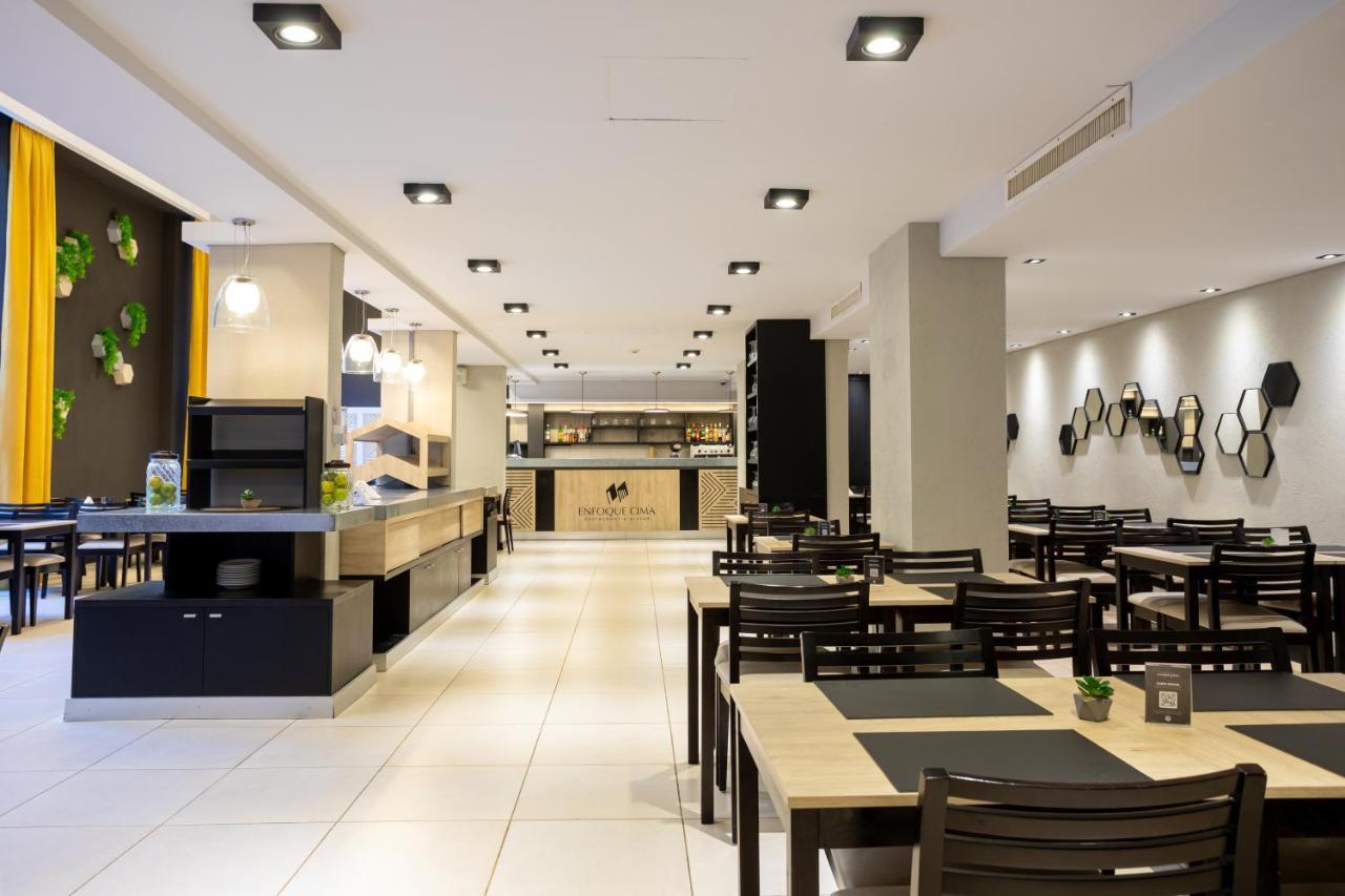 Pinares Panorama Suites, Spa & Convention Center Вила Карлос Пас Екстериор снимка