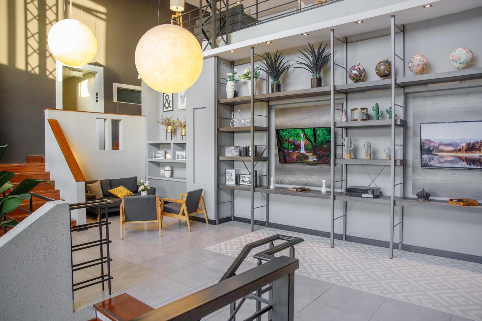 Pinares Panorama Suites, Spa & Convention Center Вила Карлос Пас Екстериор снимка